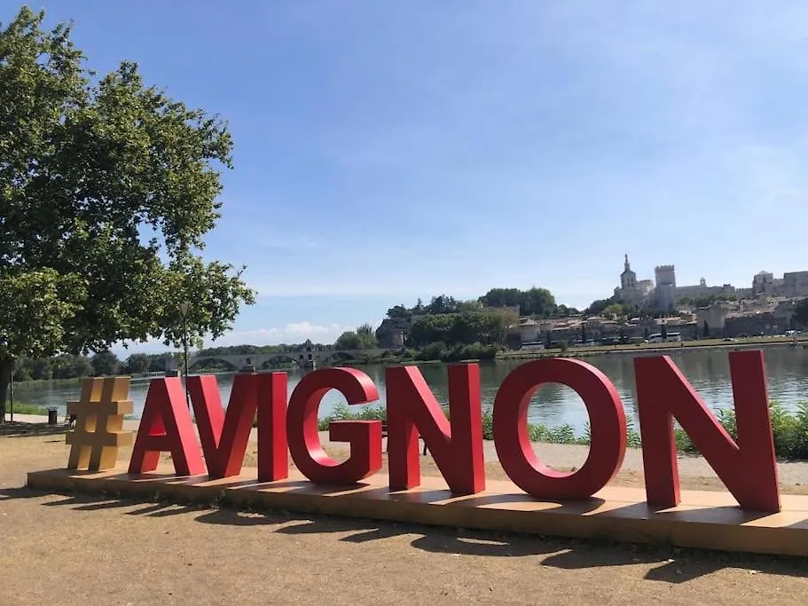 Apartament Un Cocon Au Coeur D'Avignon Logement